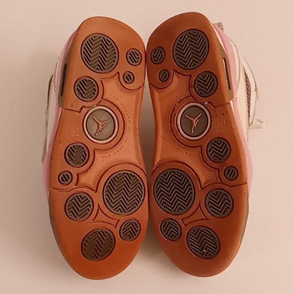 Micheal Jordan Air Size 4.5Y White-Pink-Gray Colors SBA31 - Picture 4 of 8